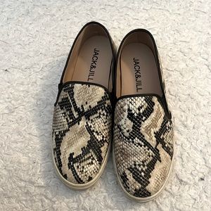 Snake skin slip on
